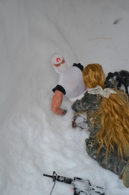 Почему Киншин не пришел... (action man and J-doll) (фото 10)