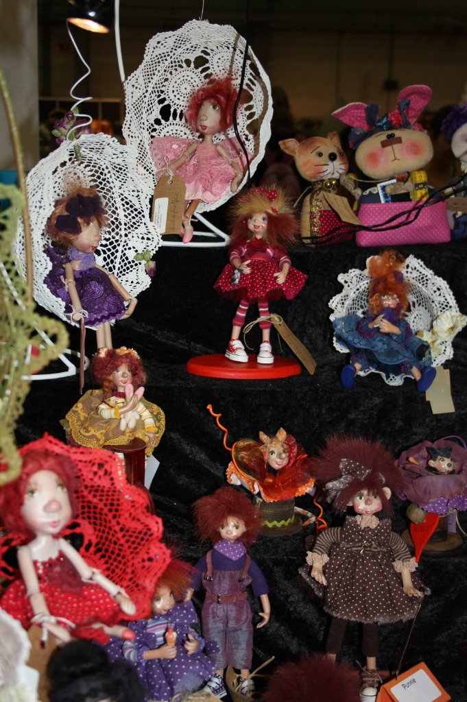Выставка кукол, мишек тедди, кукольных домиков и миниатюры в Нидерландах. Продолжение