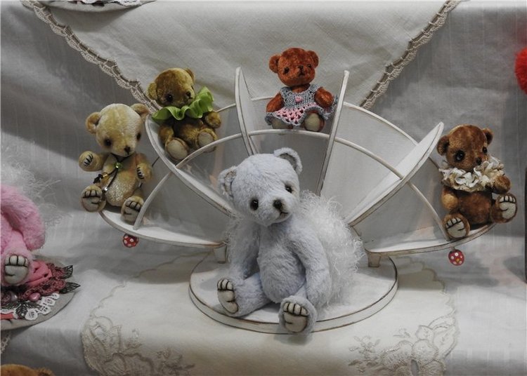 Феномен любви к плюшевому мишке. Мишка Град 2016, Москва, Тишинка. Фоторепортаж