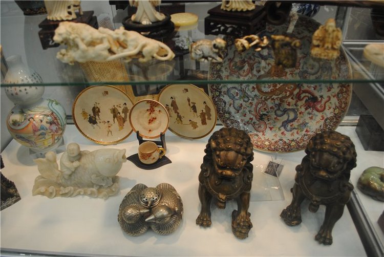 На Тишинку мы пошли – там сокровища нашли. Взгляд на «Блошиный рынок» со второго этажа | Бэйбики На Тишинку мы пошли – там сокровища нашли. Взгляд на «Блошиный рынок» со второго этажа (фото 10)