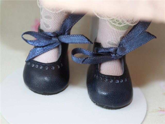 "Золотые ручки" — Одежда и обувь для кукол своими руками: фото (фото 4)