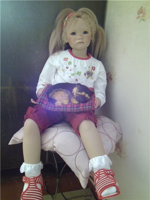 Несколько зарисовок из жизни Илви. Илви от Аннет Химштедт