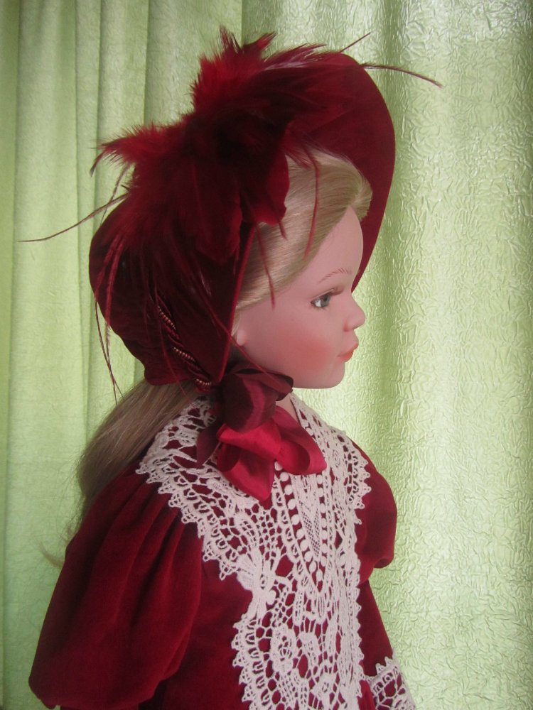 Фарфоровая кукла Ева - "реверанс позапрошлому веку"