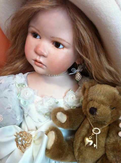 Я кукла, но во мне душа ... или ангельская девочка и ее марионетка от автора Рут Треффайзен (Ruth Treffeisen)