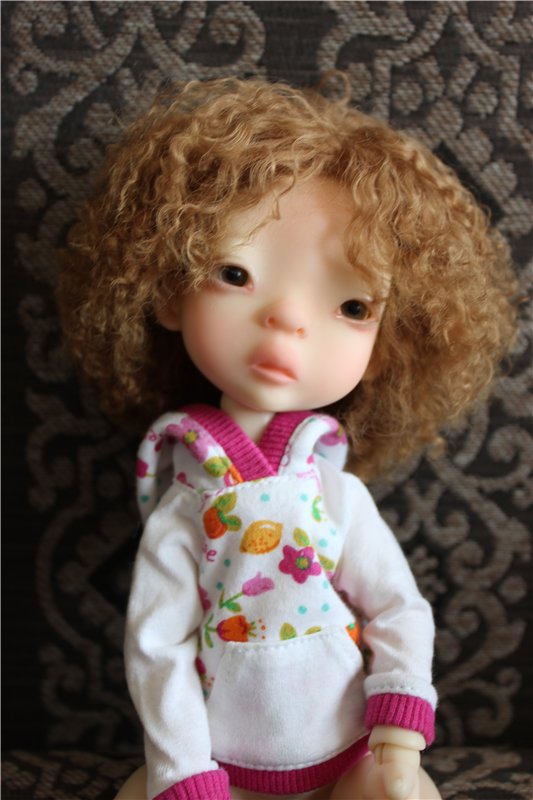 Nefer Kane Alice - Алиска примеряет наряды (фото 9)