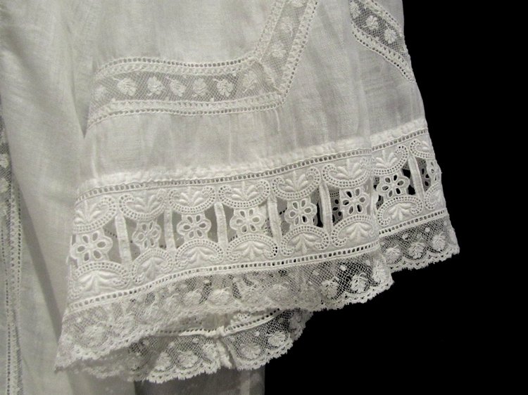 «Мода по-взрослому. Истории из кукольного гардероба» - выставка в Музее-заповеднике «Царицыно» - продолжение - детали. Часть