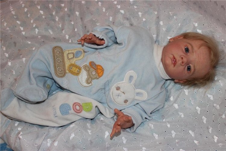 Мальчишка реборн Илюшка из молда Карлотта (фото 7)