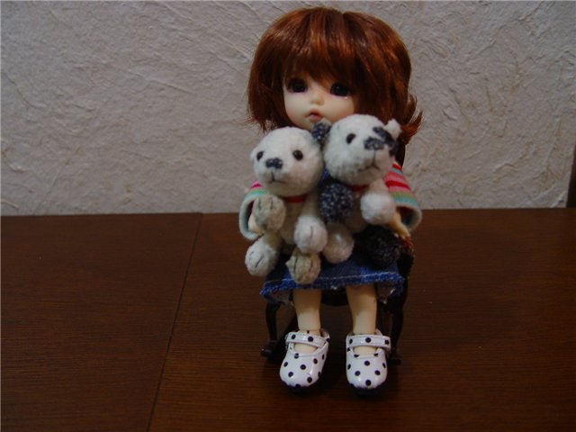 Полиночка хвастается своими обновками и самыми настоящими питомцами (фото 3)