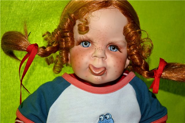 Осторожно! Рыжая дразнилка-задавака Сьюззи... Suzze Q Elite Dolls Collection 1997 (фото 6)