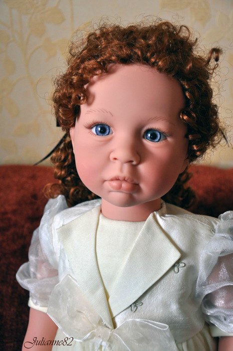 Middleton Doll: "Winter Splendor" из серии L'Innocence автор Ева Хеланд и кудряшка "С Днем Рождения, Тедди!"