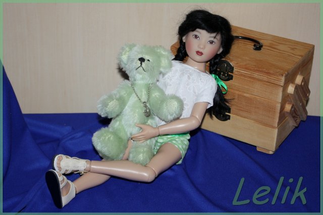 Фисташковое мороженное, или новый наряд для Саффи от Helen Kish