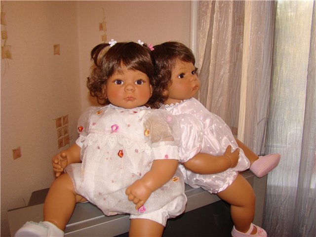 Три пары очаровательных двойняшек! Малышки от Ли Миддлтон "Кантри Шарм" (фото 3)