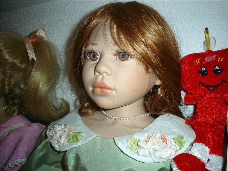 Hilary и ее сестрички от Christine Orange