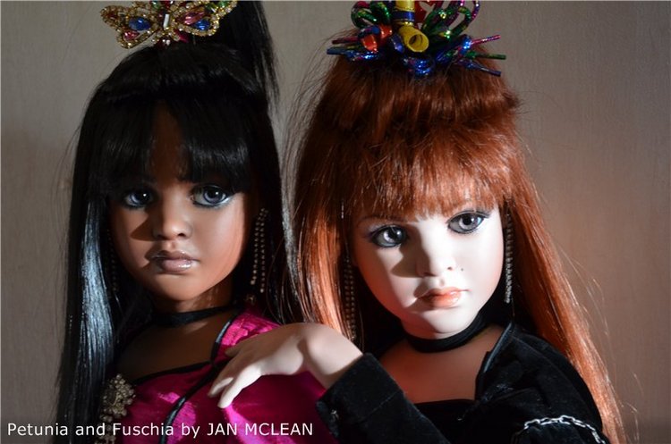 Удивительные цветы. Петуния и Фуксия. PETUNIA, FUSCHIA by Jan McLean
