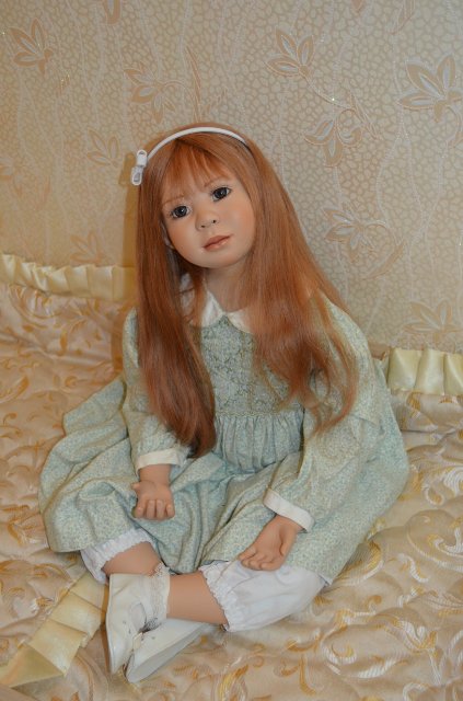 Люсинда, фарфоровая куколка Кристин Оранж