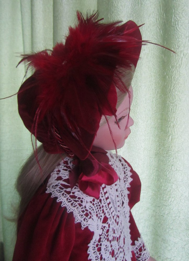 Фарфоровая кукла Ева - "реверанс позапрошлому веку"