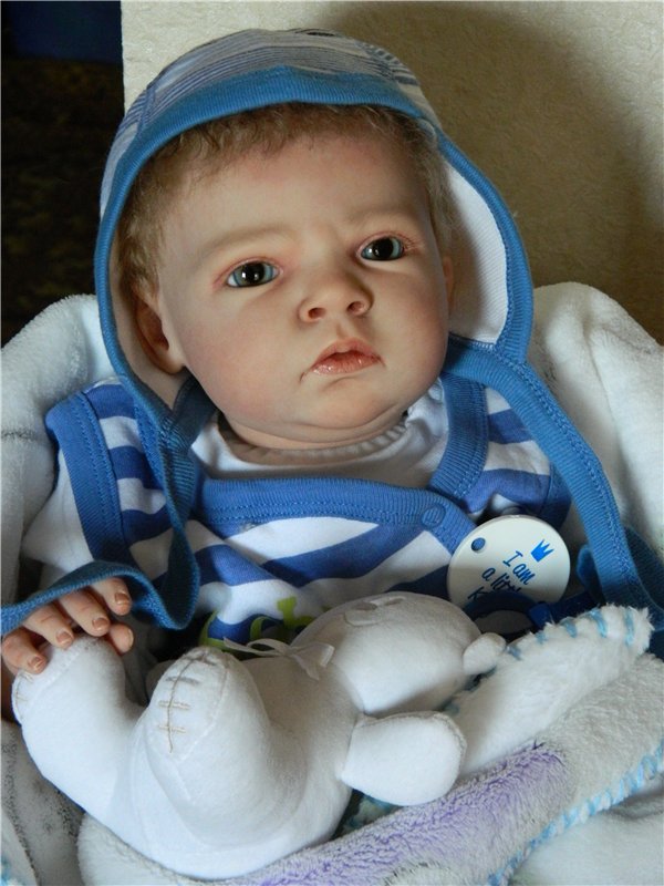 Голубоглазый блондин реборн Дима