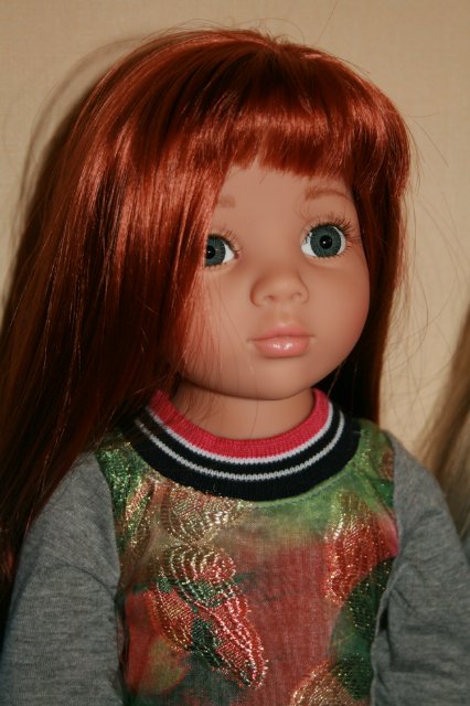 Поменяла местами глазки у кукол Готц