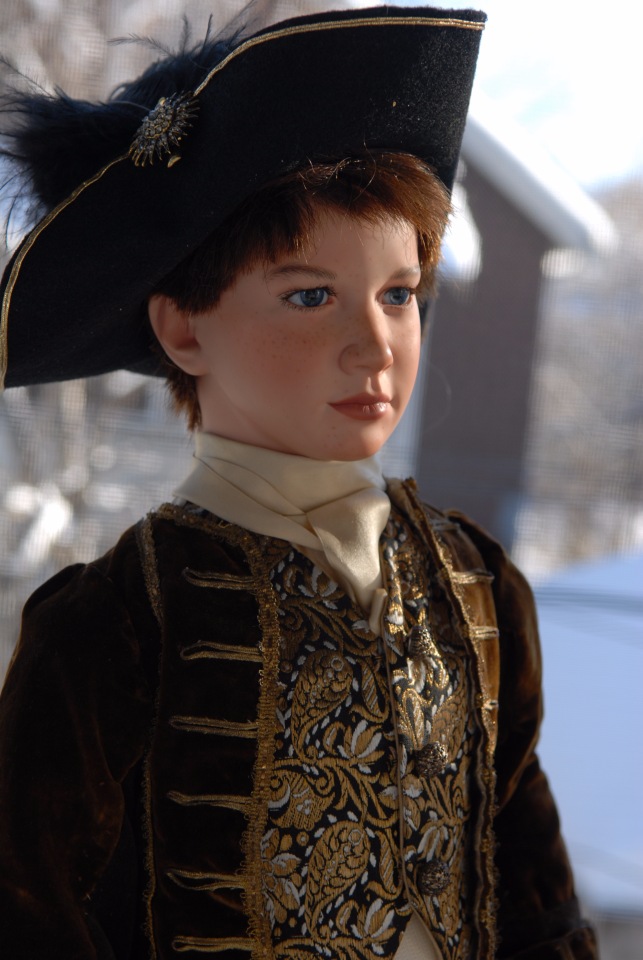 Два офицера и девушка, или поздравляю вас с Праздником Любви