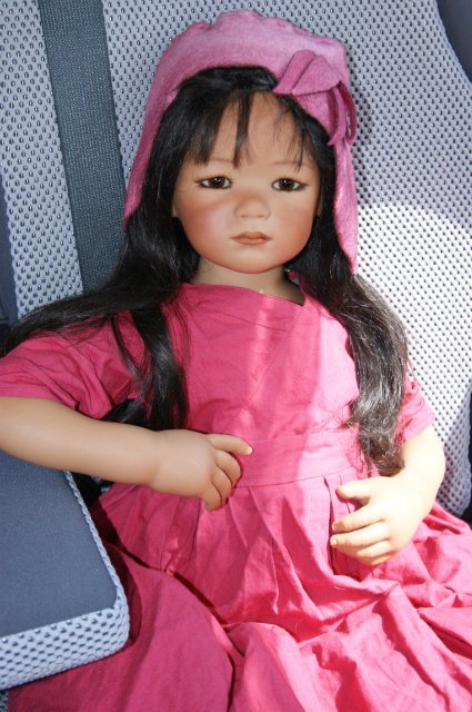 Теперь уже русские красавицы Tscharle и Munira от Аннет Химстедт