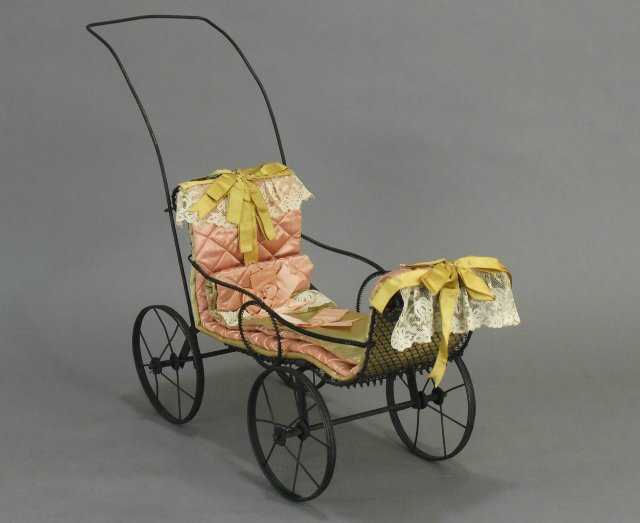 Миньонетты и их крошечный мир