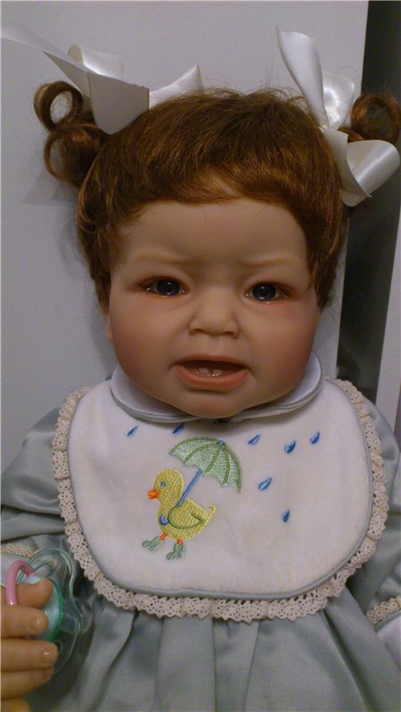 "У меня режутся зубки". Очень редкая девочка от Ли Миддлетон - Teething Blues