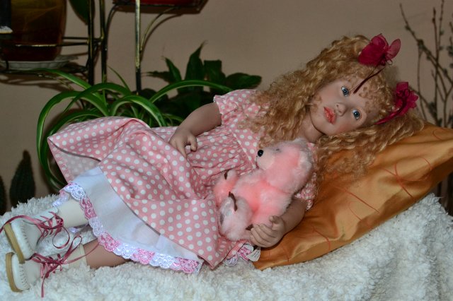 Платье в горошек. Коллекционная кукла Zwergnase, Eugenia