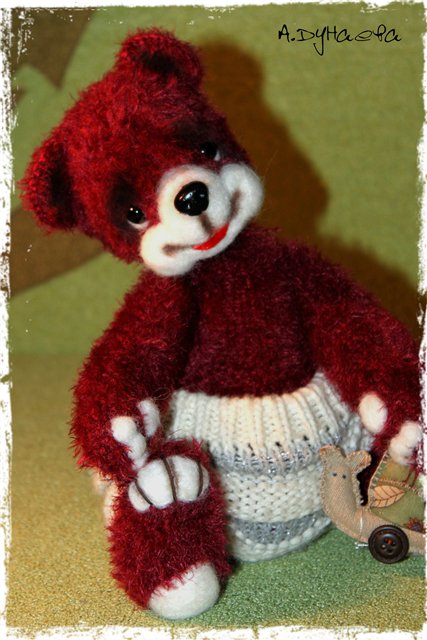 Мишка Антошка - игрушка вязанная крючком (фото 3)