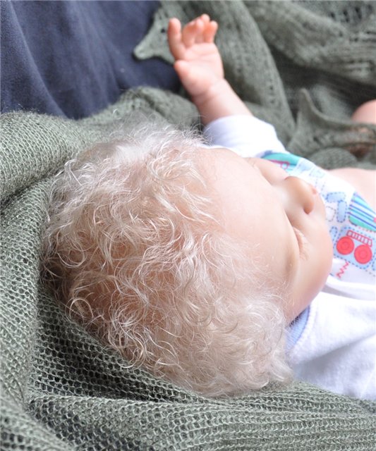 История о том, как девочке реборн Яне пришлось превратиться в мальчика Платона