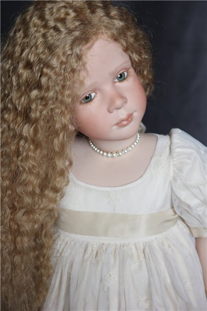 Лилу (Lilou), Рут Триффайзен (Ruth Treffeisen)