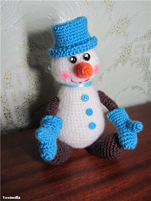 Праздничное настроение. Куклы БЖД и амигуруми (фото 4)