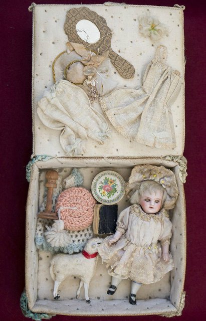 Миньонетты и их крошечный мир