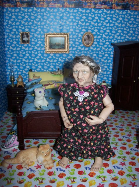 Кукольный дом для Веры Фёдоровны. Миниатюра (фото 3)