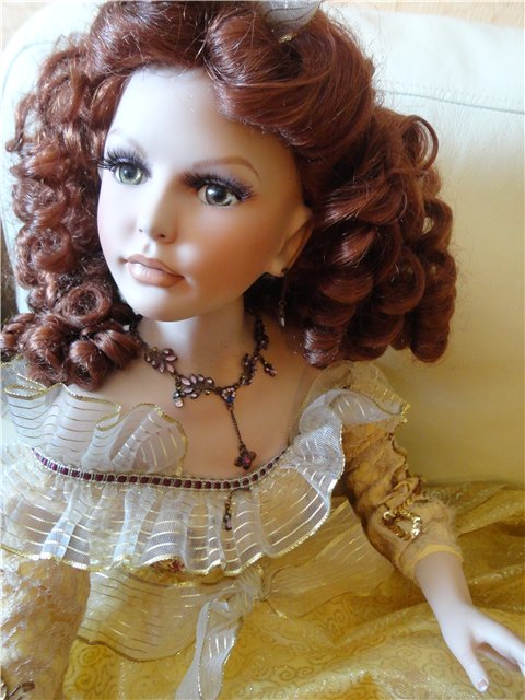 Ты провинилась...красотою! А это редкое богатство! Фарфоровая кукла Donna Rubert - София