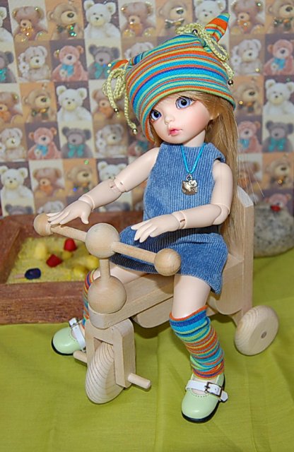 Первые аутфиты для Литлфи. Детская тема