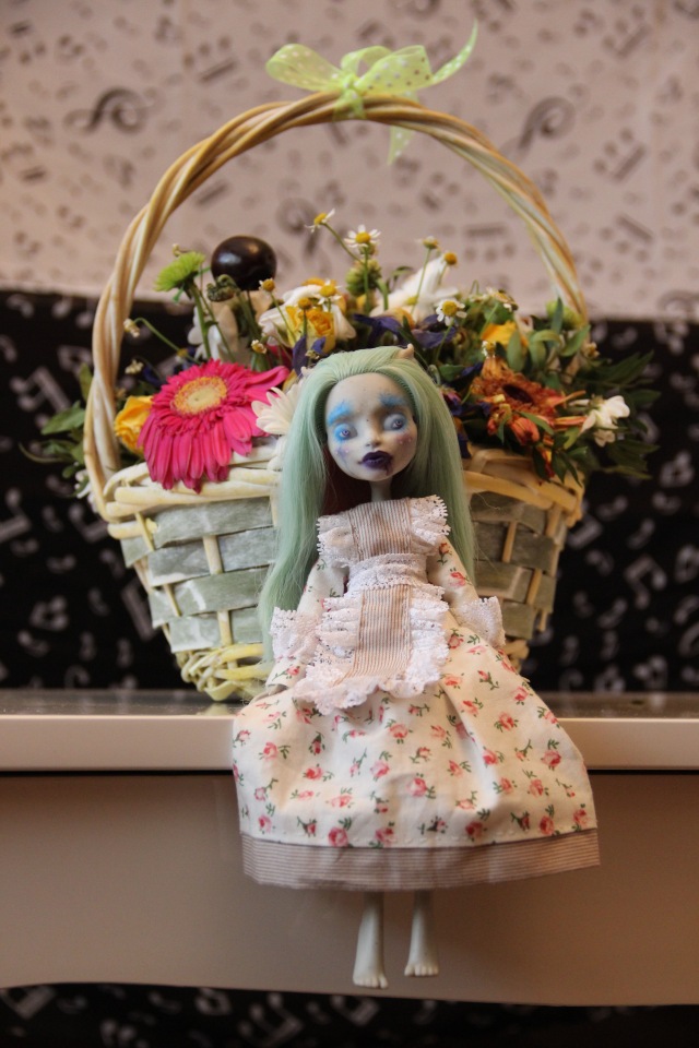 Увядающий цветок... ООАК Monster High (фото 8)