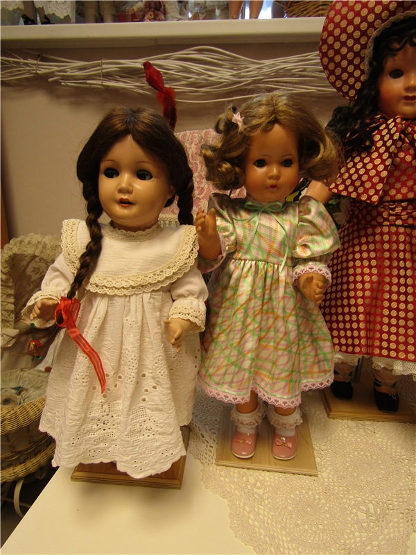 Великолепная четверка — Редкие антикварные куклы и реплики: воск (фото 2)