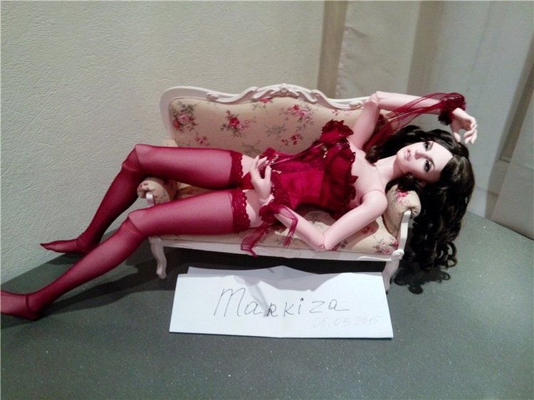 Iplehouse Carina VS Pamela. Кто на свете всех милее (фото 5)