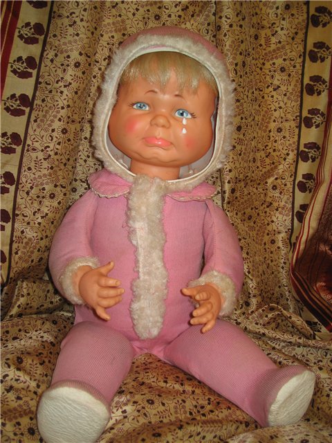 Три настроения одной куклы. Антикварная кукла 1967 года (фото 2)