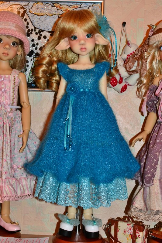 Платье + глазки = образ готов:) Larissa & Miki Kaye Wiggs