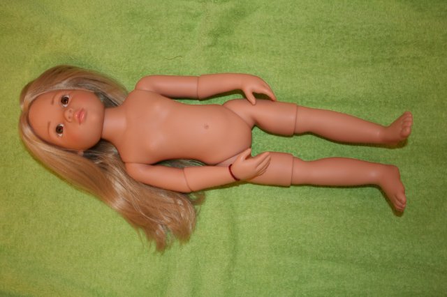 Поменяла цвет волос Emily, Готц | Бэйбики Поменяла цвет волос Emily, Готц (фото 2)