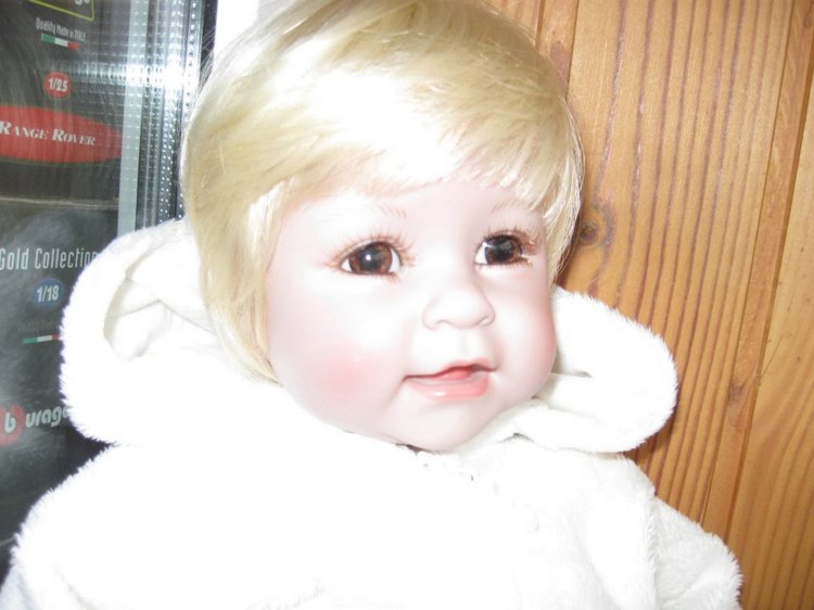 Разные детки Адора одного молда