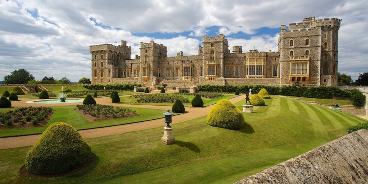 Зимнее солнце. Глава 0. Рассказ о мире магии и не только