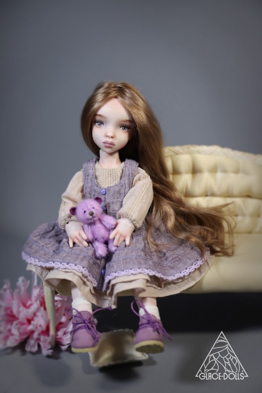 Сестренки Эмили и Джейн - фарфоровые девочки