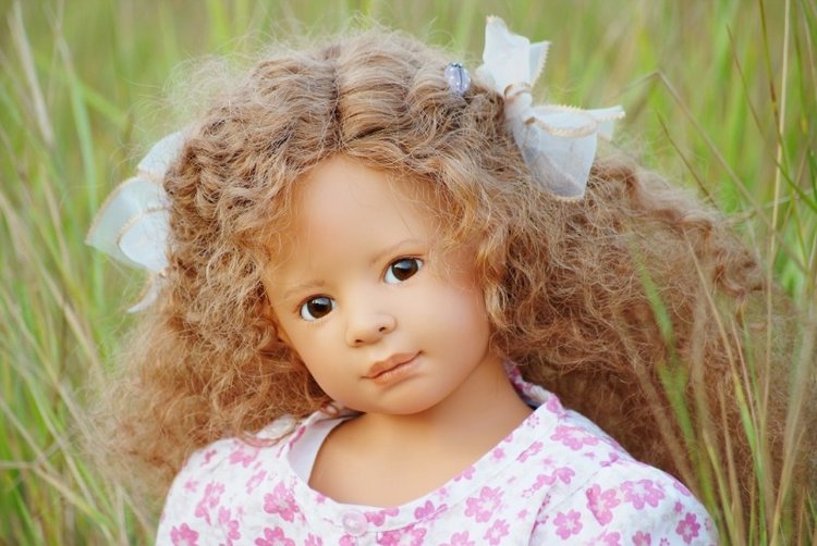 Антония на прогулке