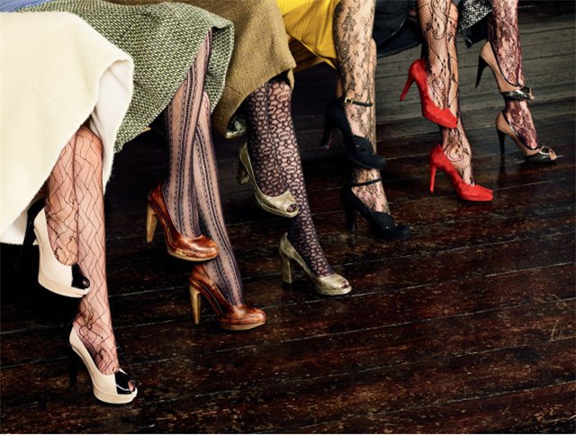 Кое-что из чулочно-носочной истории. Какого качества чулочки на куклах известных мастеров современности (фото 9)