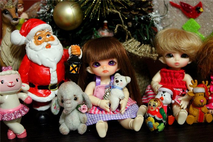 Новый Год к нам мчится! :)