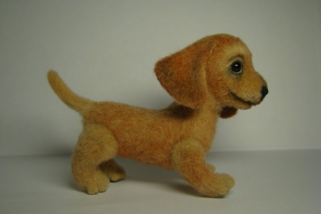 Таксик. Авторская игрушка валянием Ольги Чернухо (фото 9)