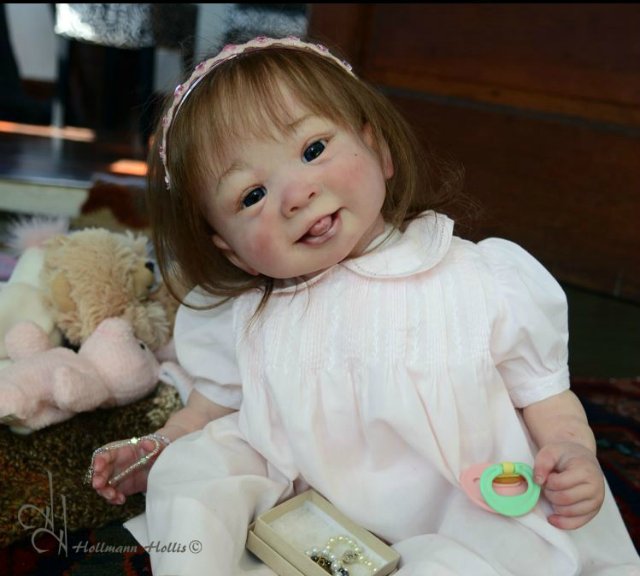 Прототип солнечная детка "Jenny" скульптор Alicia Toner (фото 9)