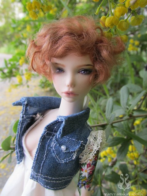 Шарнирная кукла Изабэль, дева в сирени (фото 6)